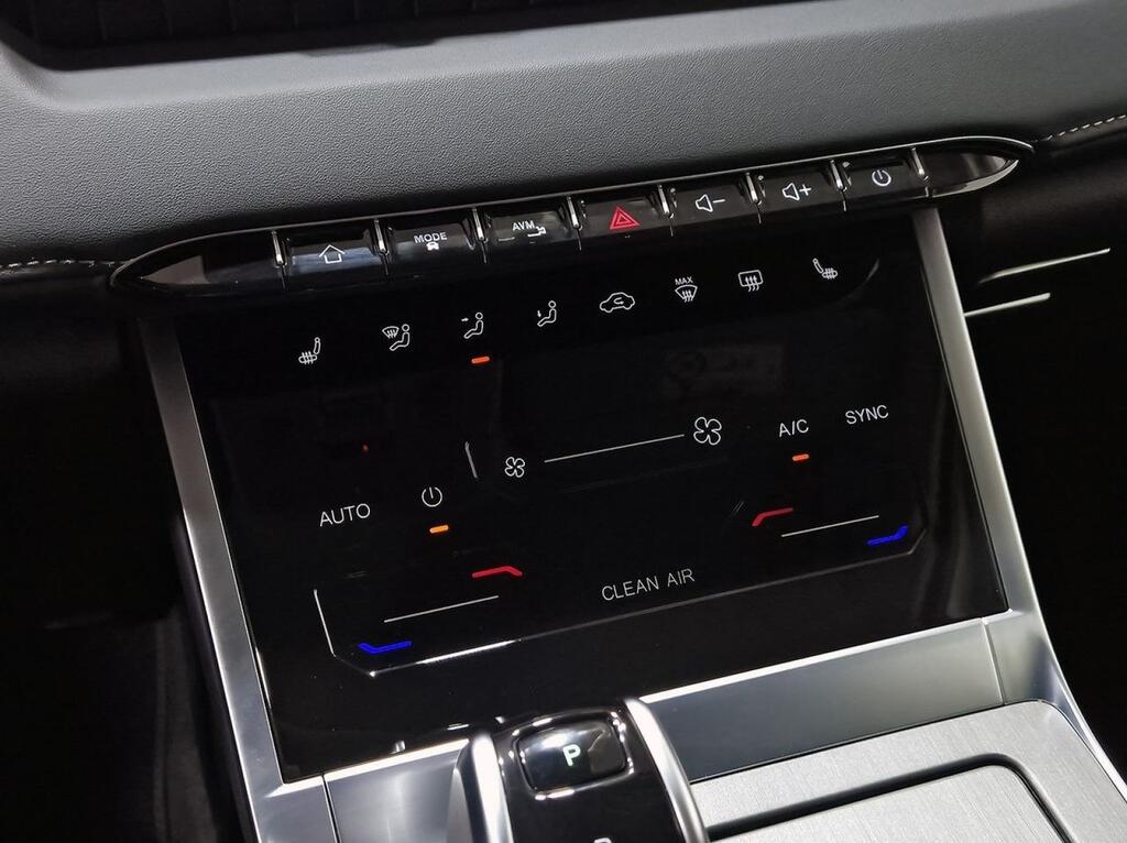 Ebro S400 1.5 DHE HEV Excellence CVT