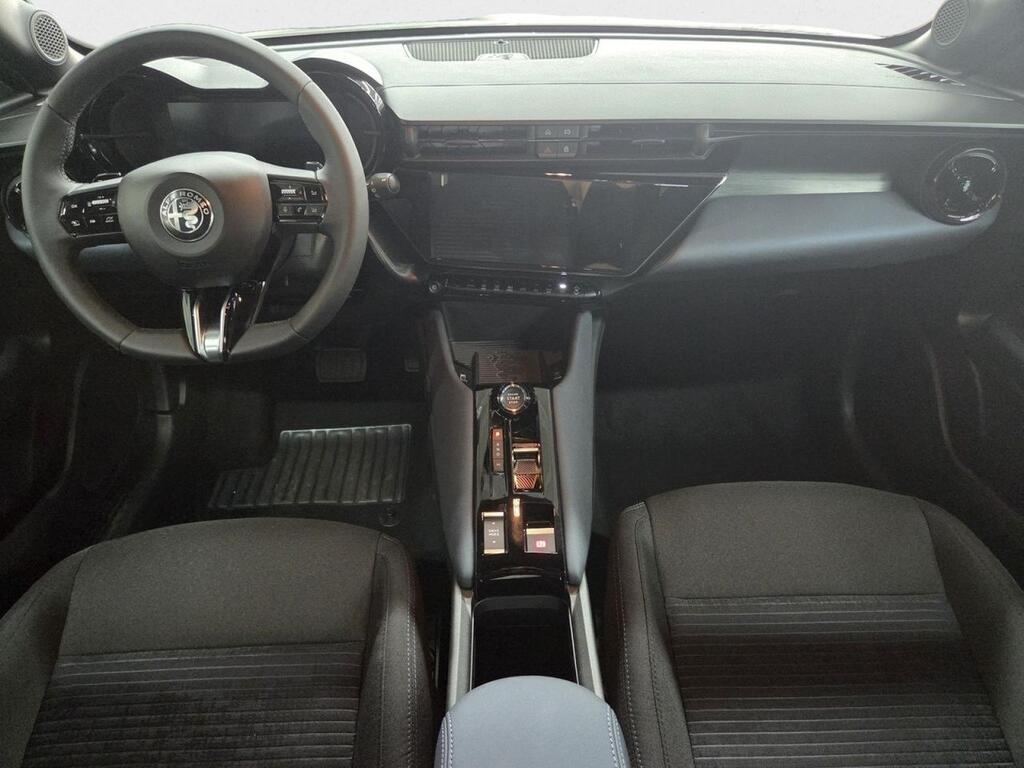 Alfa Romeo Junior Ibrida 100kW (136CV)
