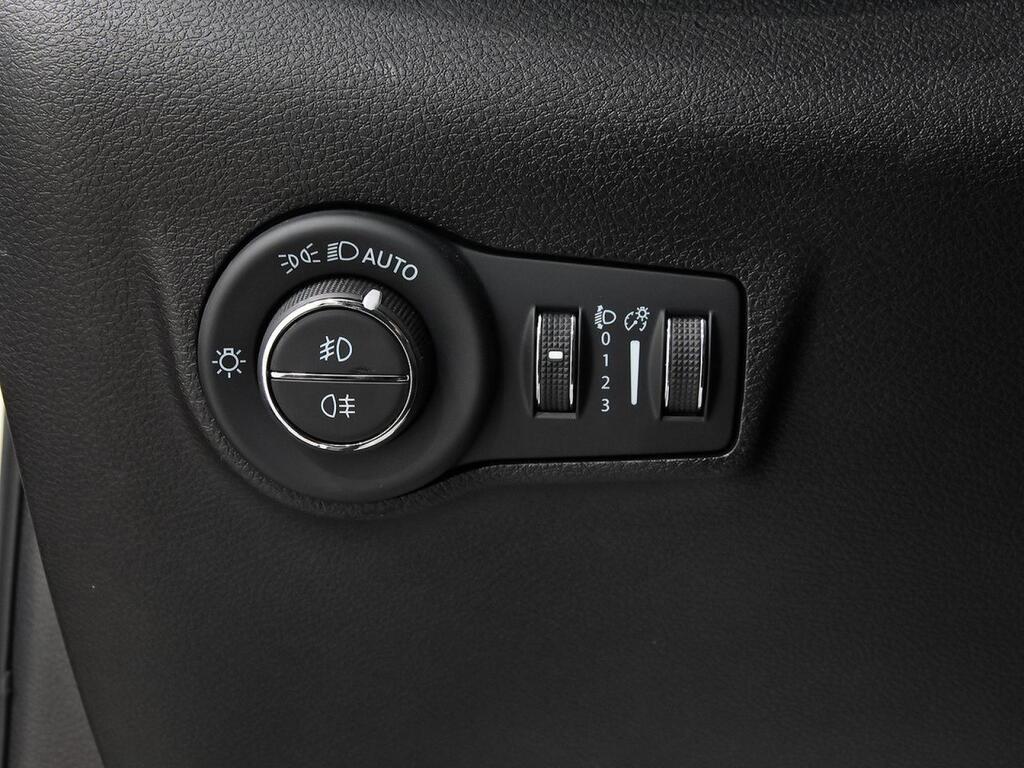 Jeep Compass eHybrid 1.5 MHEV 96kW Limited Dct