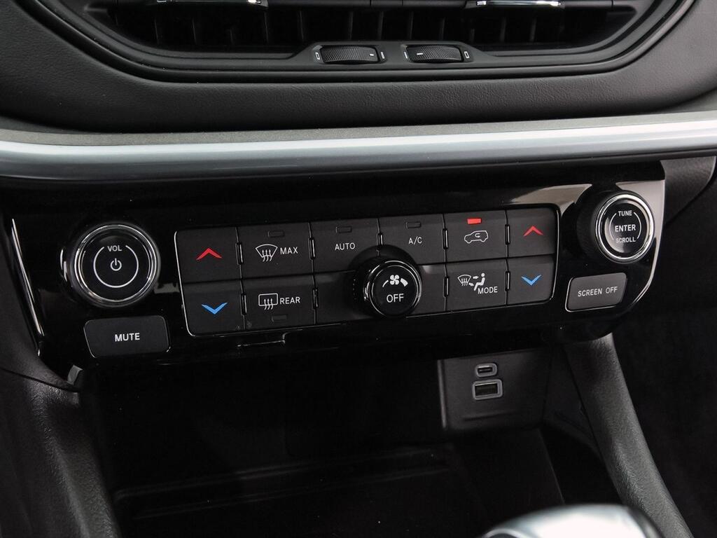 Jeep Compass eHybrid 1.5 MHEV 96kW Limited Dct