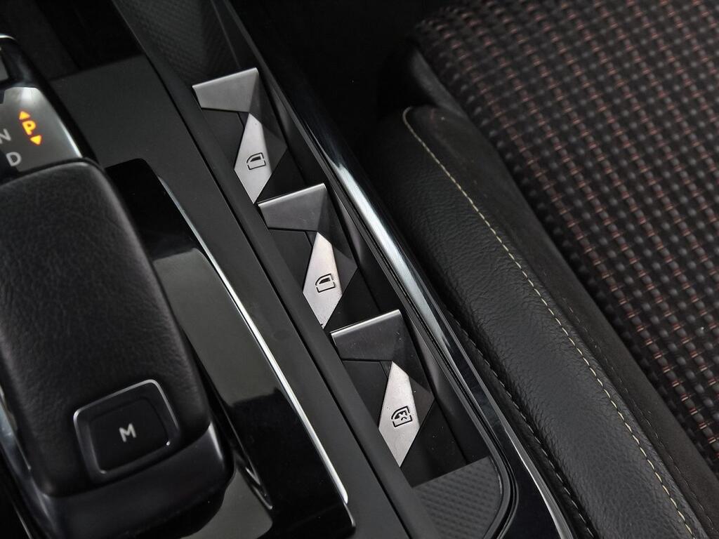 DS DS 3 BlueHDi 96 kW Auto PERFORMANCE LINE