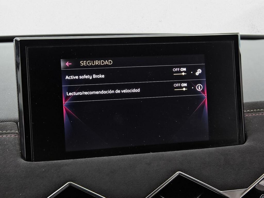 DS DS 3 BlueHDi 96 kW Auto PERFORMANCE LINE