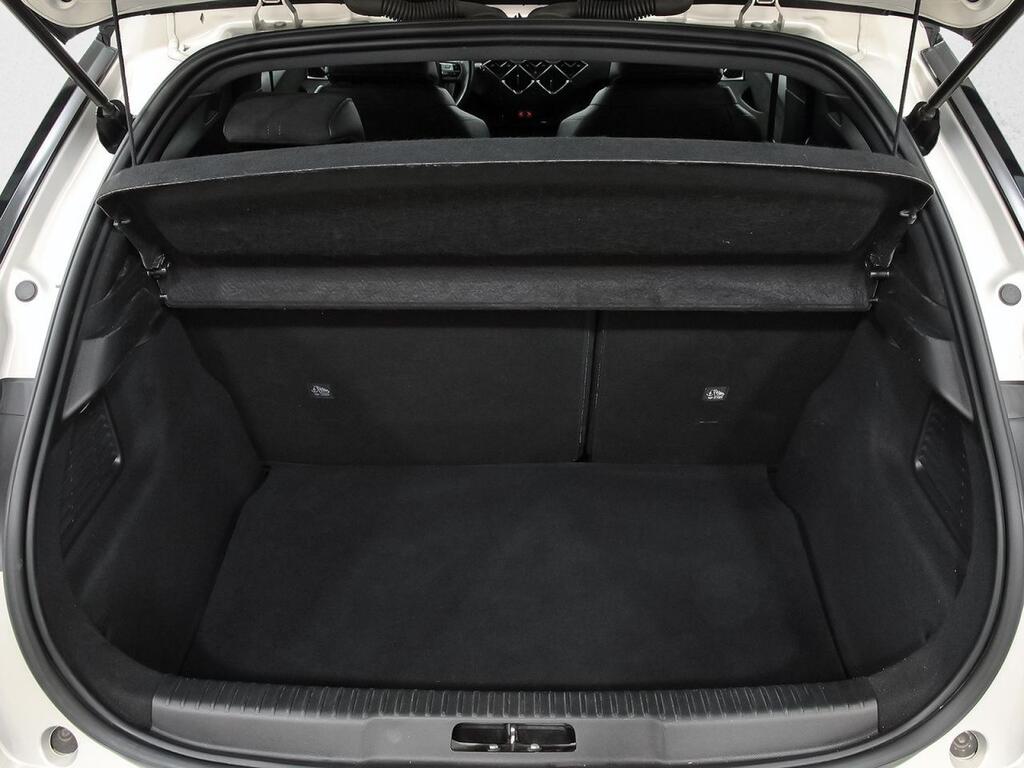 DS DS 3 BlueHDi 96 kW Auto PERFORMANCE LINE