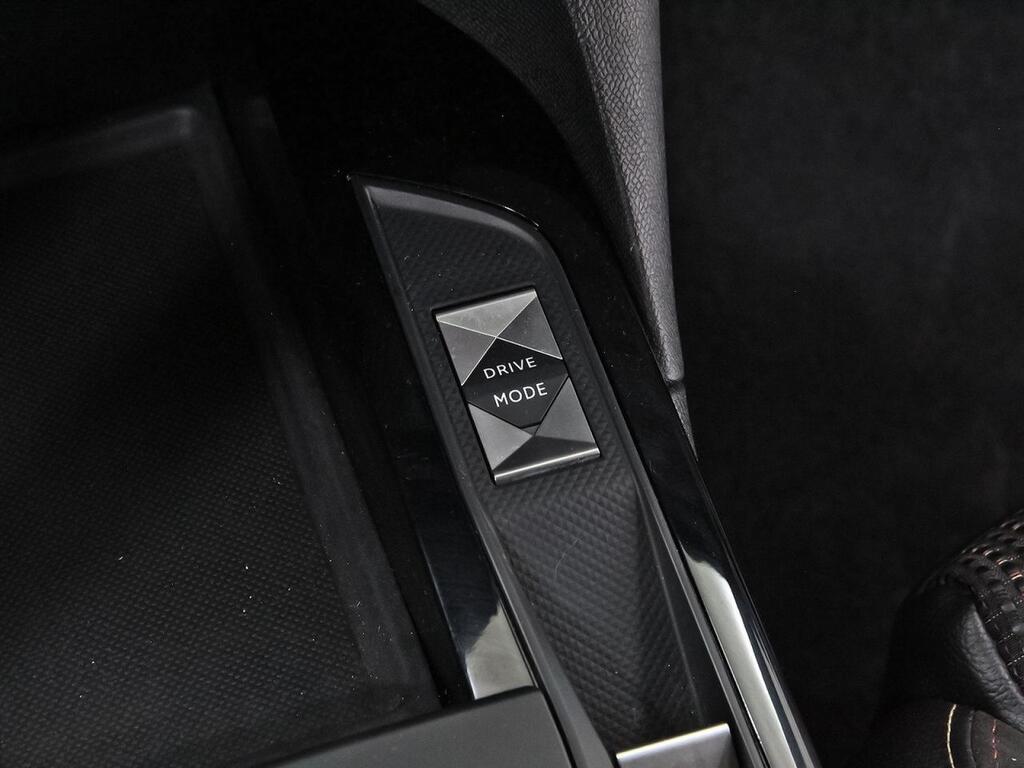 DS DS 3 BlueHDi 96 kW Auto PERFORMANCE LINE