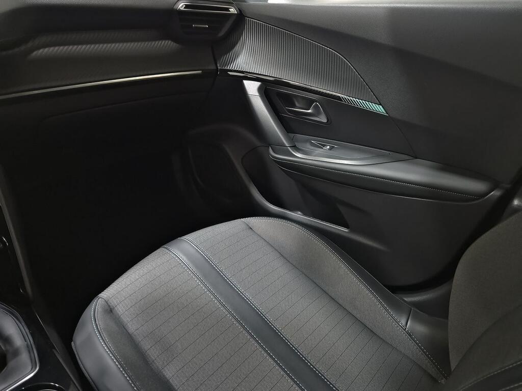 Peugeot 2008 Allure Pack Puretech 100 S&S 6 Vel. MAN