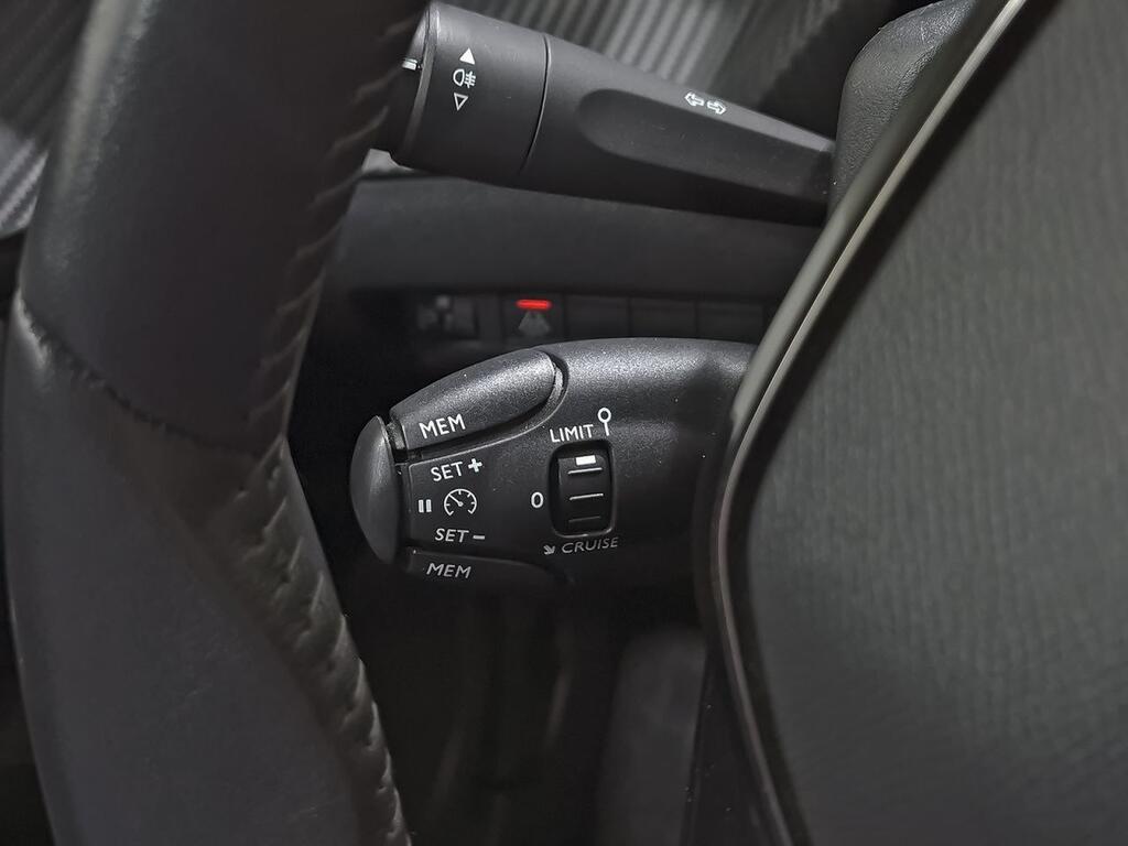 Peugeot 2008 Allure Pack Puretech 100 S&S 6 Vel. MAN