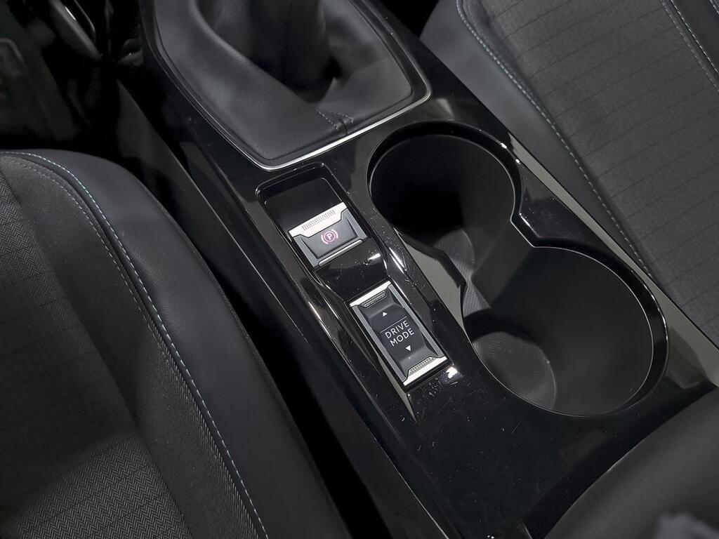 Peugeot 2008 Allure Pack Puretech 100 S&S 6 Vel. MAN