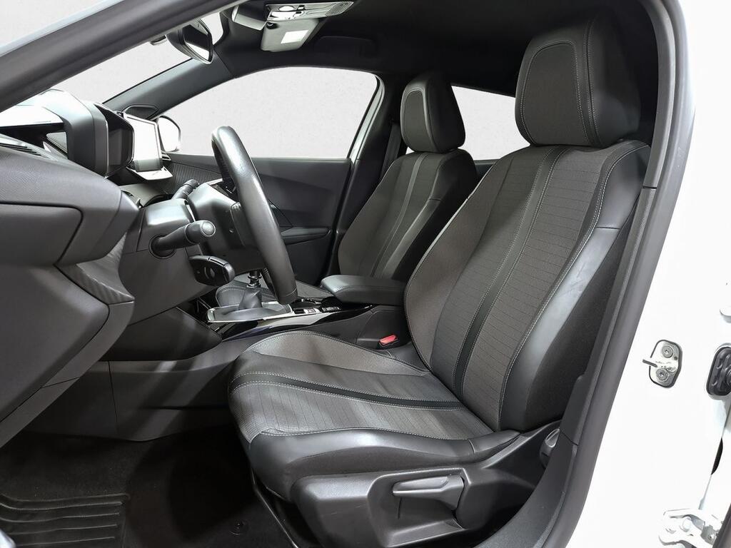 Peugeot 2008 Allure Pack Puretech 100 S&S 6 Vel. MAN