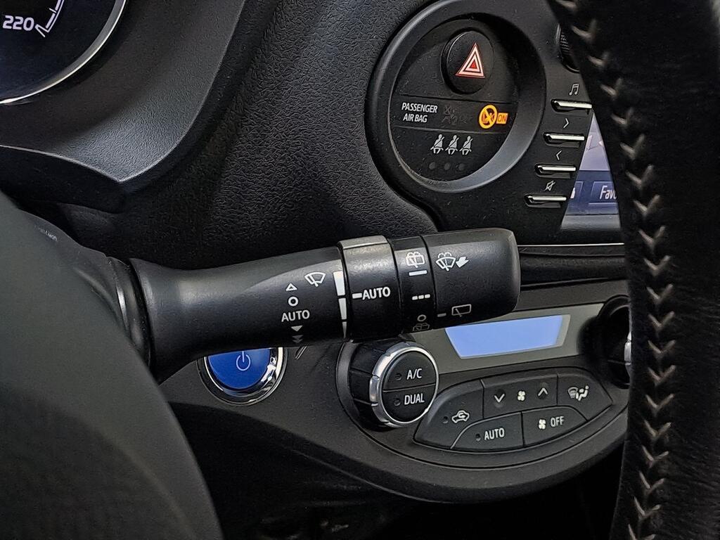 Toyota Yaris 1.5 100H Active