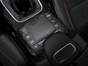 Mercedes CLA CLA 200 26