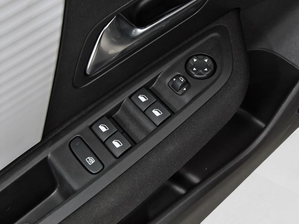 Citroën C4 Hybrid 100 e-DCS6 You
