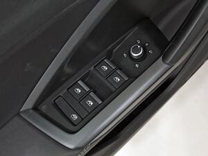 Audi Q3 Sportback Black line 35 TDI 110kW (150CV) 12