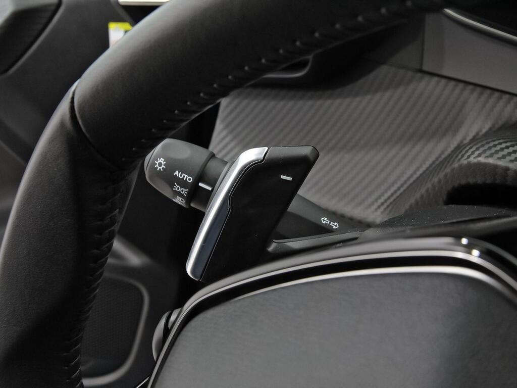 Peugeot 2008 N2008 Allure Hybrid 145 eDCS6