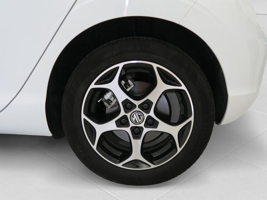 MG MG3 LUXURY 1.5 HEV 195 CV 5P