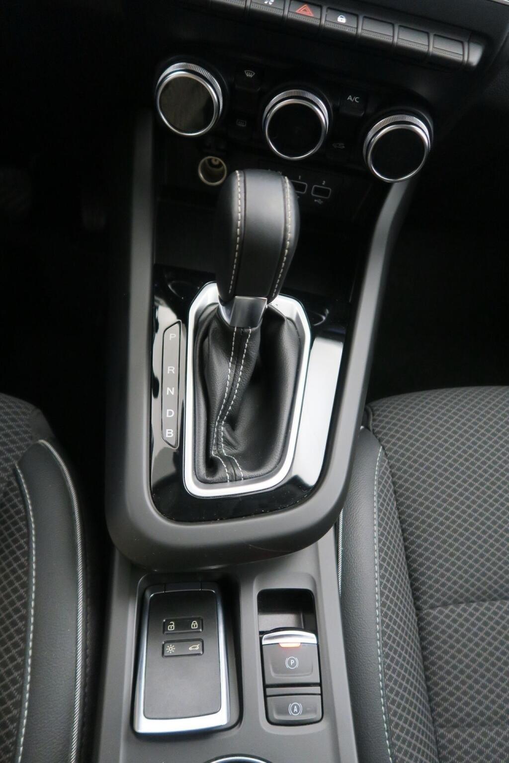 Renault Arkana 1.6 E-TECH ZEN 145 CV 5P