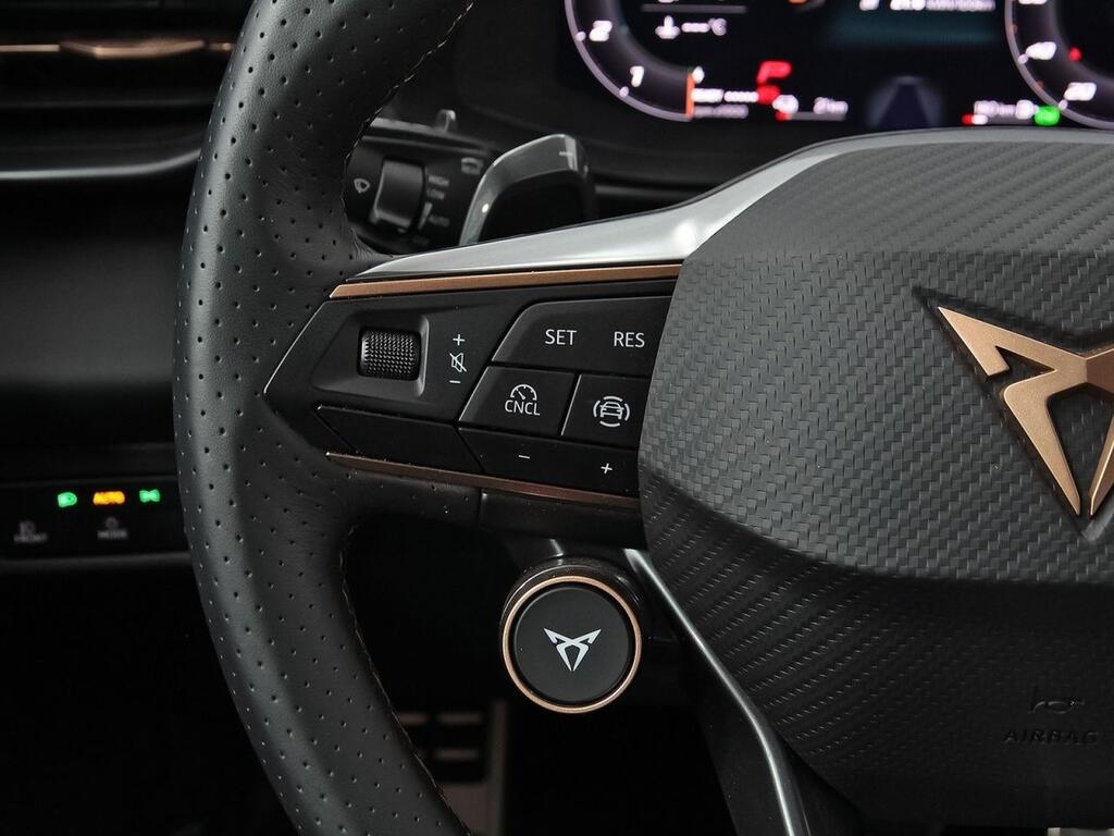 CUPRA Terramar 1.5 TSI e-Hybrid 150kW (204 CV) DSG