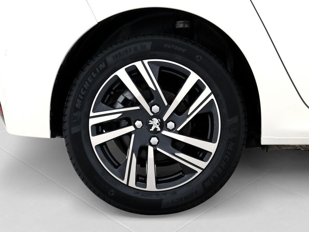 Peugeot 208 BlueHDi 73kW (100CV) Allure 11