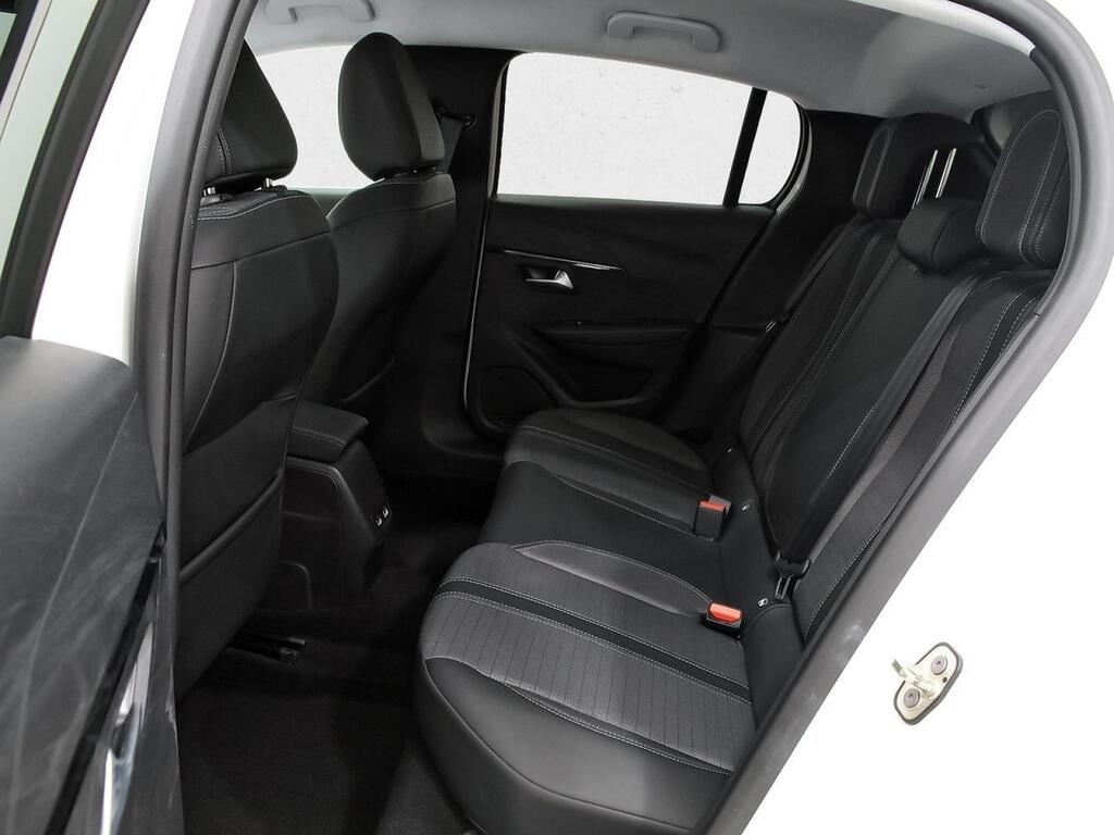 Peugeot 208 BlueHDi 73kW (100CV) Allure 9