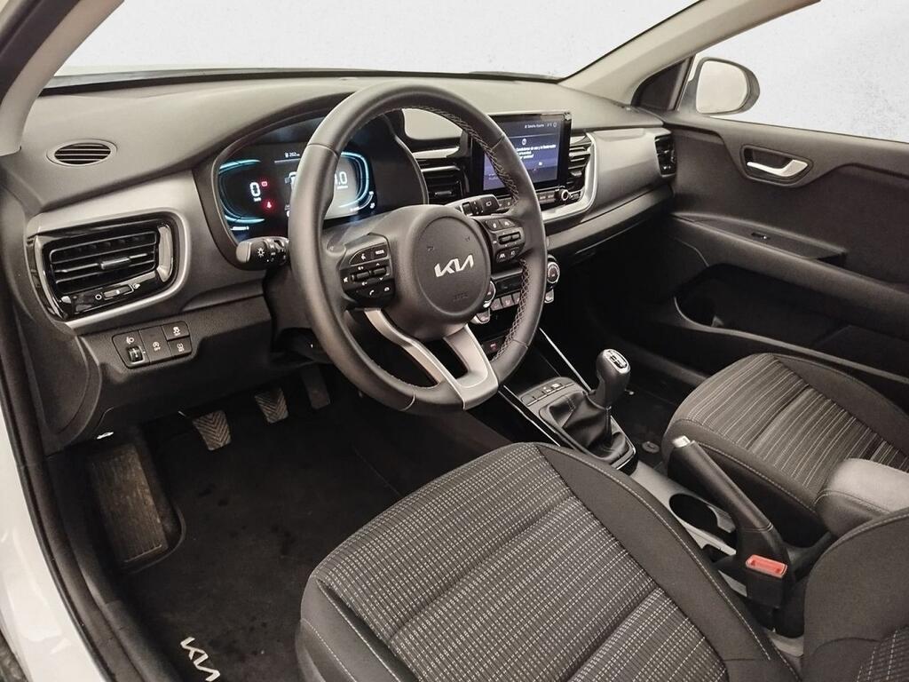 Kia Stonic SUV 1.0 T-GDI MHEV IMT 74KW DRIVE 100 5P