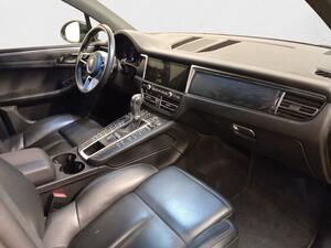 Porsche Macan Macan 11