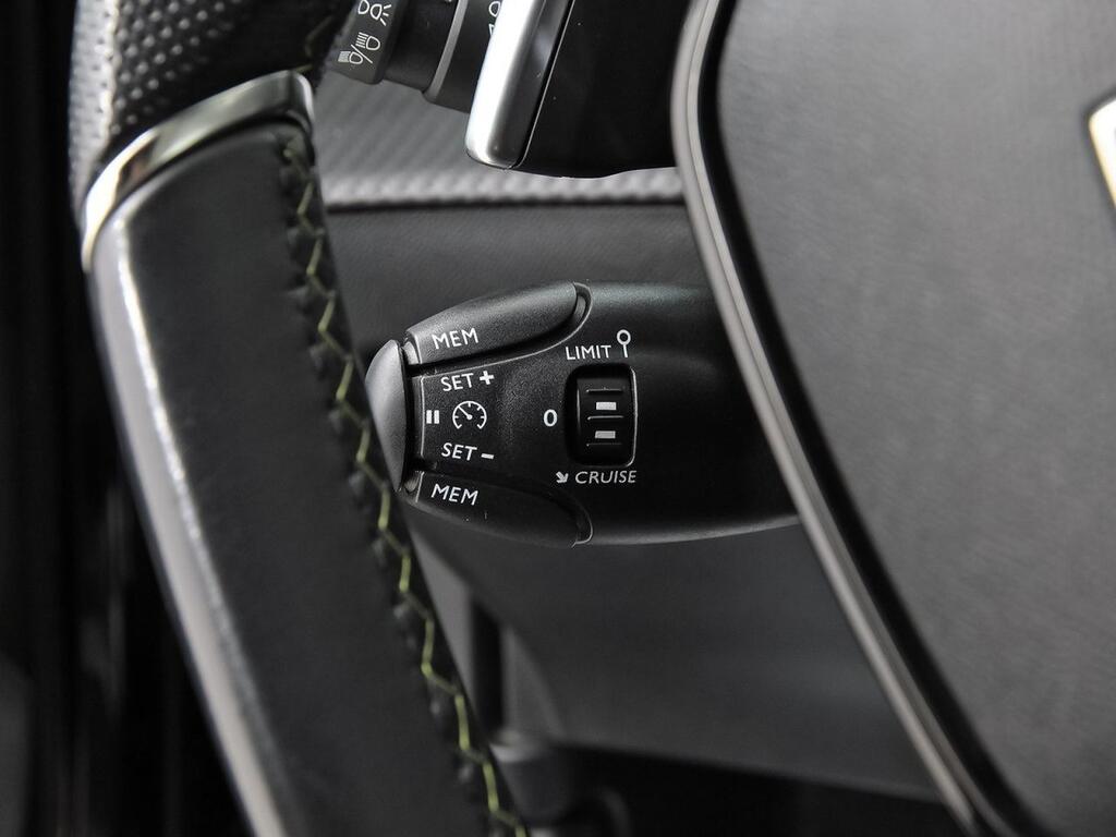 Peugeot 2008 GT BlueHDI 130 S&S EAT8