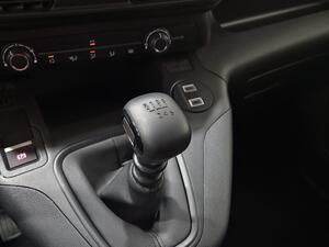 Fiat Doblò FG 1.5 DIESEL 100 M 4P (KMO) 28