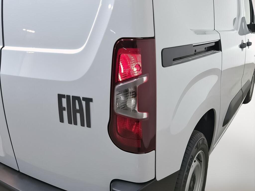 Fiat Doblò FG 1.5 DIESEL 100 M 4P (KMO) 33