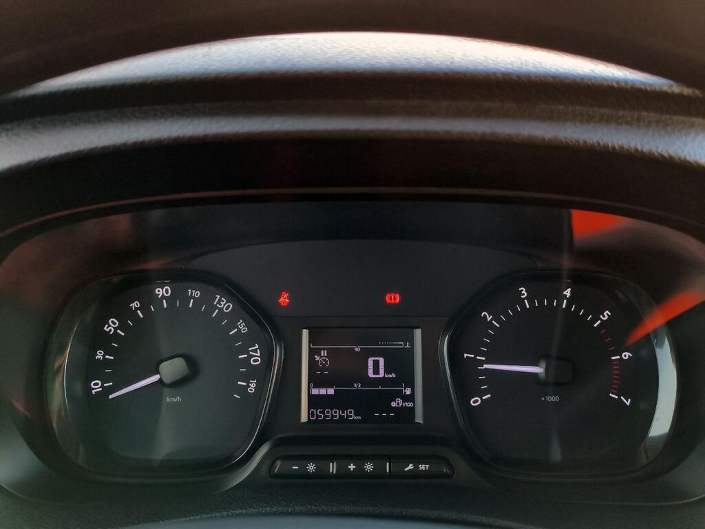 Peugeot Expert 2.0 BLUEHDI 145 S&S STANDARD 4P 8 PLAZAS (GANCHO REMOLQUE)