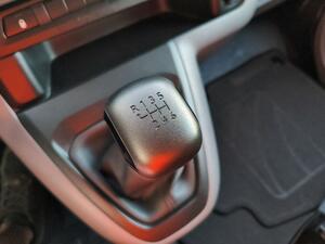 Peugeot Expert 2.0 BLUEHDI 145 S&S STANDARD 4P 8 PLAZAS (GANCHO REMOLQUE) 20
