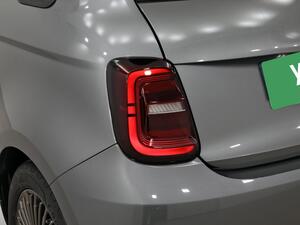 Fiat 500 Action Hb 185km 70kW (95CV) 32