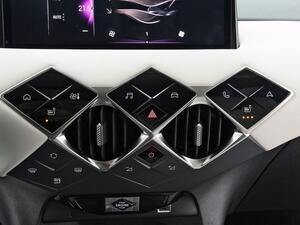 DS DS 3 PureTech 96kW Aut. Esprit de Voyage 31