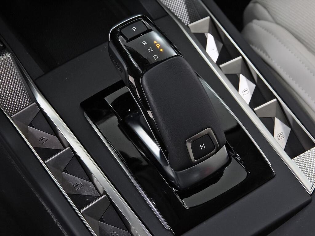 DS DS 3 PureTech 96kW Aut. Esprit de Voyage