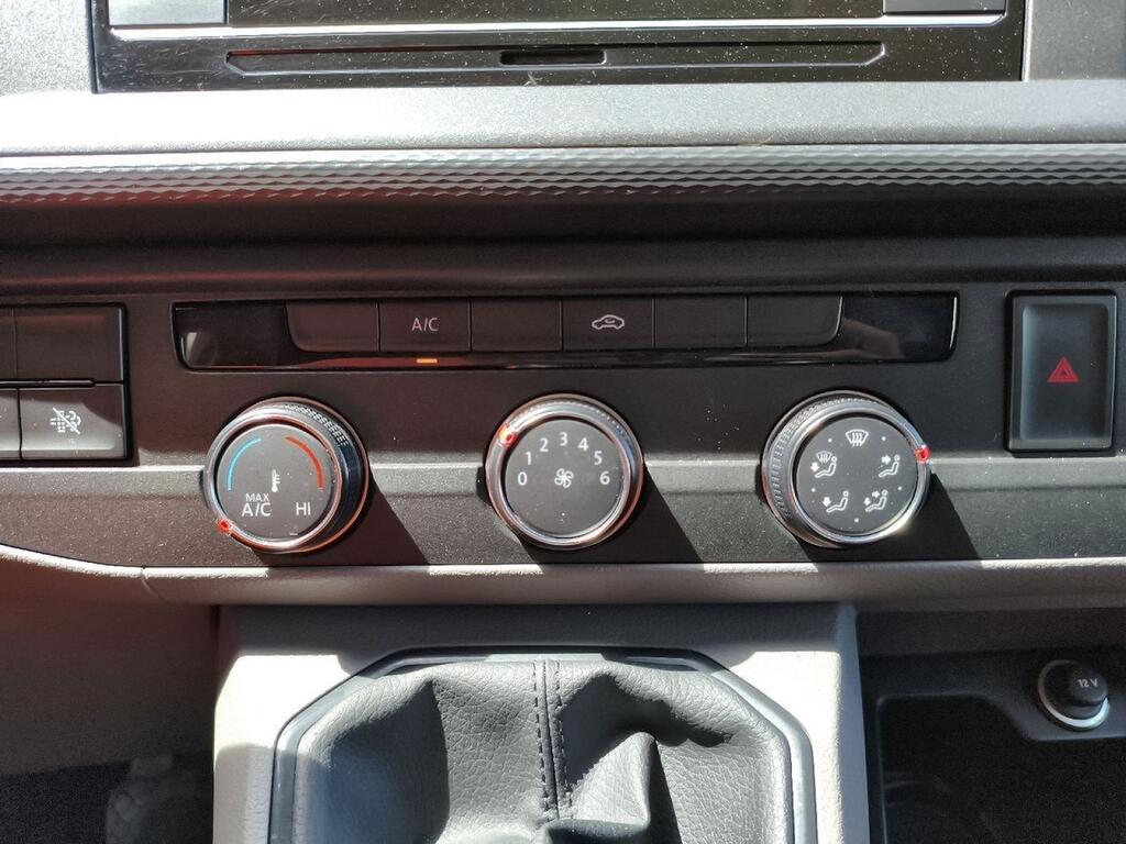 Volkswagen Transporter FURGON 2.0 TDI 110CV 2.8T LWB 4P