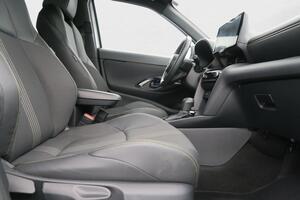 Toyota Yaris Cross 1.5 120H Adventure 18