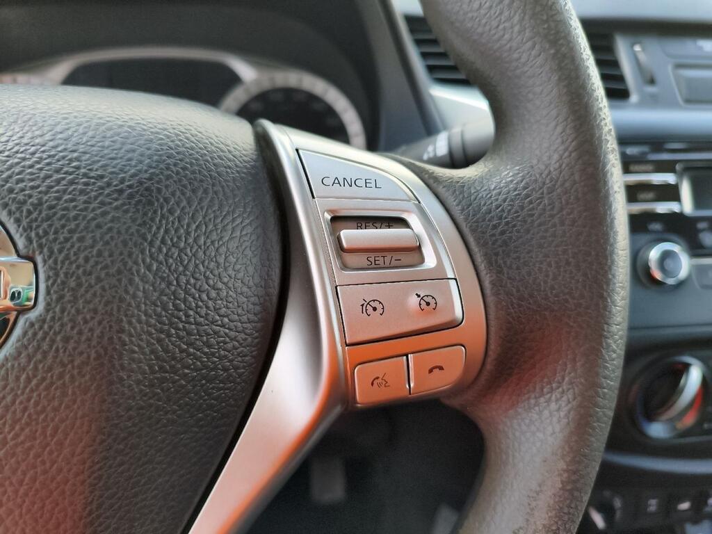 Nissan Navara 2.3 DCI 163CV VISIA DC 4WD 4P