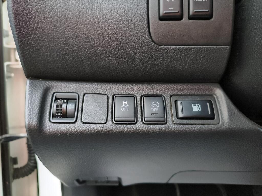 Nissan Navara 2.3 DCI 163CV VISIA DC 4WD 4P