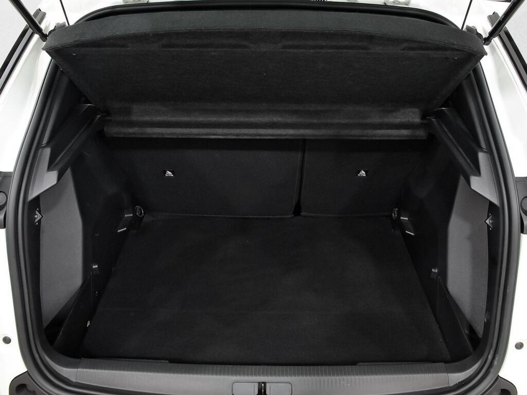 Peugeot 2008 Eléctrico Active Pack 136 (100kW) Segunda mano