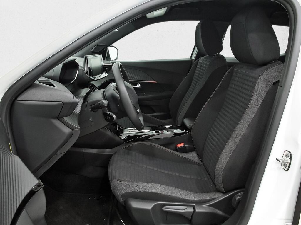 Peugeot 2008 Eléctrico Active Pack 136 (100kW) Segunda mano