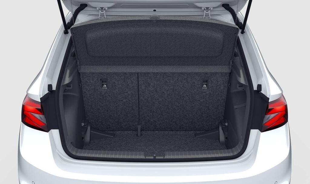 Skoda Fabia 1.0 TSI 70KW (95CV) Go (sólo particular) 6
