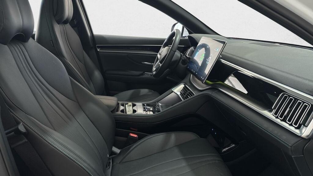 BYD Seal U DM-i Comfort 8