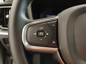 Volvo V60 2.0 B4 (D) Core Auto 9
