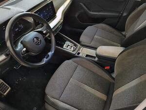 Skoda Octavia Combi 2.0 TDI 147kW(200CV) DSG 4x4 Scout 21