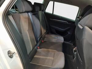 Skoda Octavia Combi 2.0 TDI 147kW(200CV) DSG 4x4 Scout 8