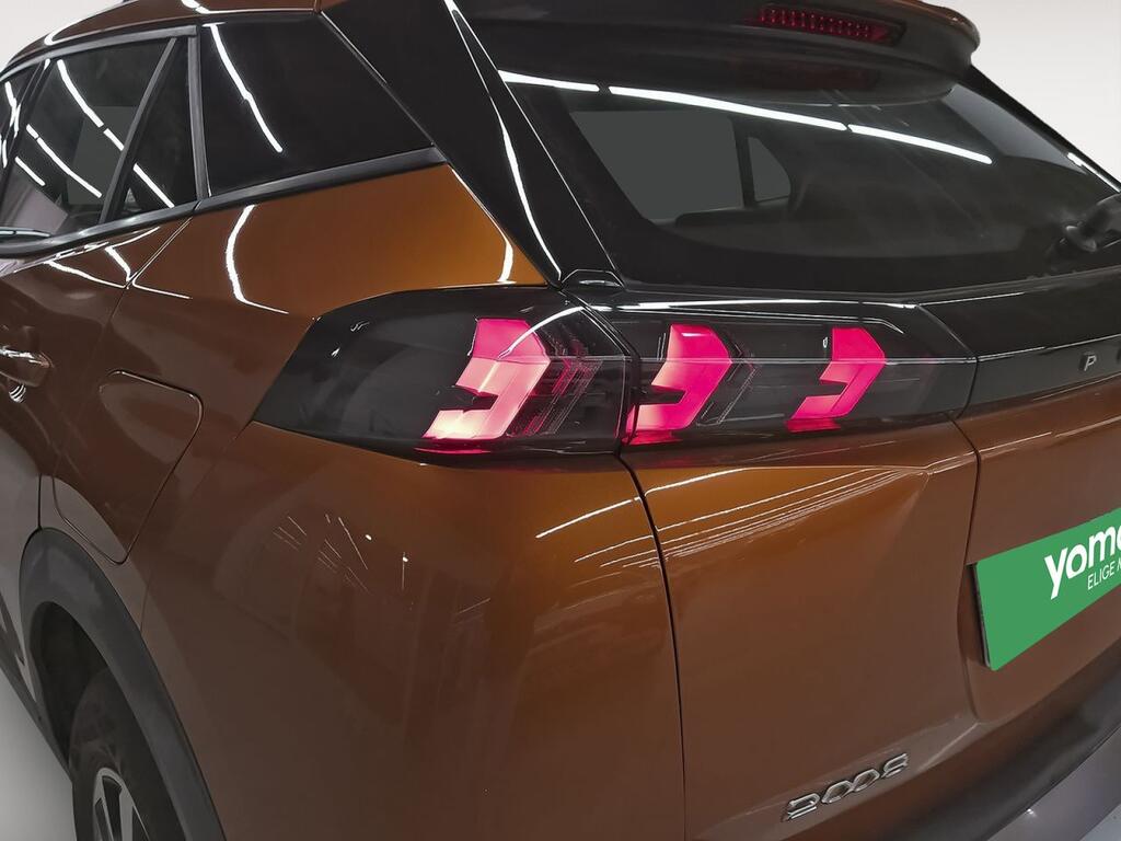 Peugeot 2008 Active Pack Puretech 100 S&S 6 Vel. MAN Segunda mano