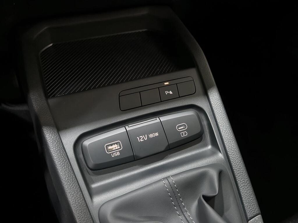 Kia Stonic 1.0 T-GDi 85kW (115CV) MHEV Drive 33