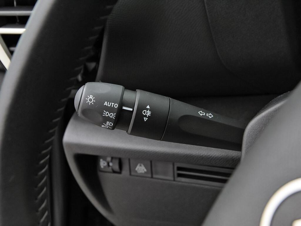 Citroën C4 Hybrid 136 e-DCS6 Plus Segunda mano