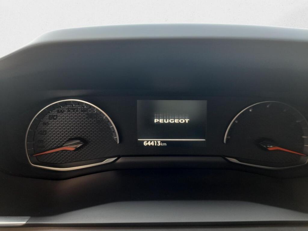 Peugeot 2008 Active Pack Puretech 100 S&S BVM6 Segunda mano