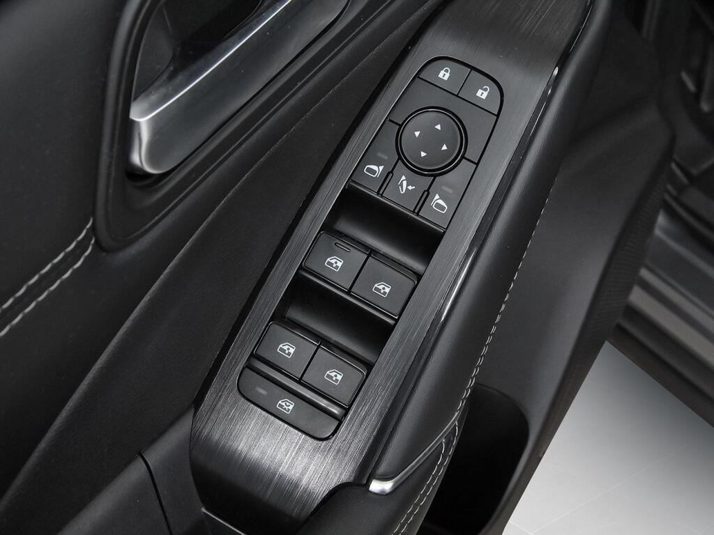 Nissan Qashqai DIG-T 116kW Xtronic N-Connecta Segunda mano