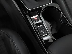 Peugeot 2008 Allure Puretech 130 S&S 6 Vel. MAN 30