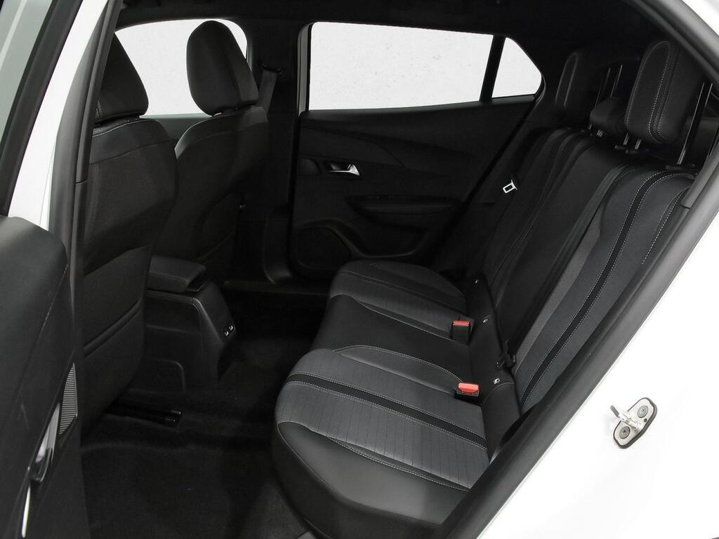Peugeot 2008 Allure Puretech 130 S&S 6 Vel. MAN Segunda mano